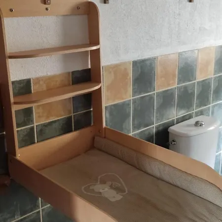 Retrouvez Votre Famille Ou Vos Amis Au Calme Aigueperse (Puy-de-Dome)